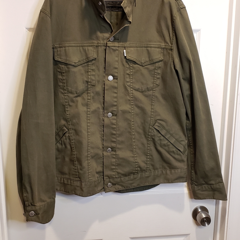 Levis commuter trucker jacket